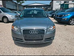 Grau Gebraucht 2005 Audi A4 Limousine | 4.600 € (Fairer Preis)
