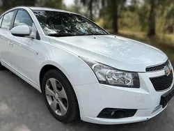 Weiß Gebraucht 2012 Chevrolet Cruze LTZ Kleinwagen | 2.599 € (Fairer Preis)