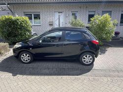 Schwarz Gebraucht 2009 Mazda 2 Impuls Limousine | 2.600 € (Fairer Preis)
