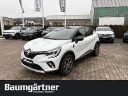 Perlmuttweiß metallic/schwarz Gebraucht 2021 Renault Captur Intens SUV | 16.450 € (Fairer Preis)