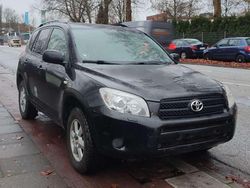 Schwarz Gebraucht 2006 Toyota RAV4 SUV | 3.800 € (Etwas zu teuer)