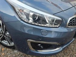 Blau Gebraucht 2016 Kia Ceed Sportswagon Platinum Edition Kombi | 8.999 € (Superpreis)