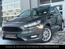 Grau Gebraucht 2017 Ford Focus Titanium Limousine | 11.290 € (Fairer Preis)