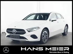 Weiß Gebraucht 2023 Mercedes A250 Progressive Limousine | 26.390 € (Guter Preis)