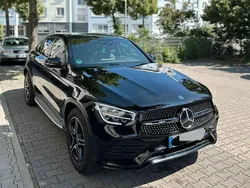 Schwarz Gebraucht 2021 Mercedes GLC220 Coupé | 44.300 € (Fairer Preis)