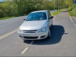 Silber Gebraucht 2001 Opel Corsa Kleinwagen | 1.200 €