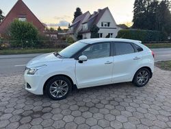 Weiß Gebraucht 2017 Suzuki Baleno Exclusive Limousine | 5.900 € (Fairer Preis)
