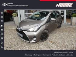 Other Gebraucht 2017 Toyota Yaris Hybrid Edition-S Limousine | 10.990 € (Fairer Preis)