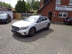 Silber Gebraucht 2019 Mercedes GLA200 Urban SUV | 23.400 €