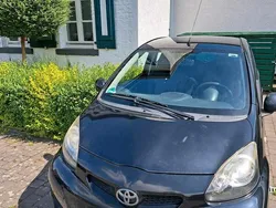 Schwarz Gebraucht 2009 Toyota Aygo Cool Kleinwagen | 2.950 € (Fairer Preis)