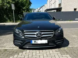 Schwarz Gebraucht 2018 Mercedes E350 AMG line Limousine | 30.500 € (Fairer Preis)