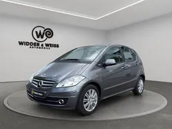 Mountaingrau met. Gebraucht 2011 Mercedes A180 Limousine | 7.290 € (Fairer Preis)