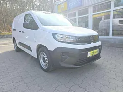 Kaolin weiss Neu 2025 Opel Combo Basis Van / Kleinbus | 24.980 € (Teuer)