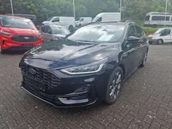Schwarz Gebraucht 2023 Ford Focus ST-Line X Kombi | 25.750 € (Fairer Preis)