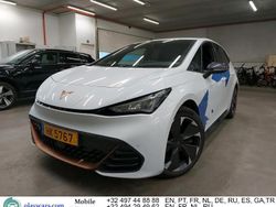Weiß Gebraucht 2023 Cupra Born e-Boost Kleinwagen | 21.296 € (Guter Preis)