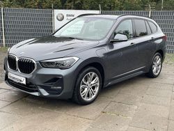 Mineralgrau metallic Gebraucht 2021 BMW X1 Sport Line SUV | 22.990 € (Fairer Preis)