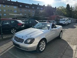 Silber Gebraucht 1997 Mercedes SLK200 Cabrio | 2.000 € (Fairer Preis)