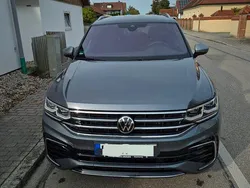 Grau Gebraucht 2022 VW Tiguan Allspace SUV | 38.500 € (Guter Preis)