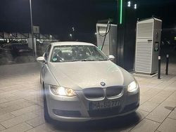 Grau Gebraucht 2009 BMW 320 Coupé | 6.999 € (Guter Preis)