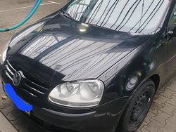 Schwarz Gebraucht 2006 VW Golf V Kleinwagen | 1.950 € (Guter Preis)