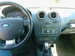 Schwarz Gebraucht 2006 Ford Fiesta Ghia Kleinwagen | 2.200 € (Teuer)