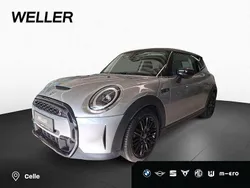 Silber Gebraucht 2024 Mini Cooper Kleinwagen | 28.450 € (Fairer Preis)
