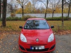 Rot Gebraucht 2010 Renault Alaskan Abholung | 1.350 €