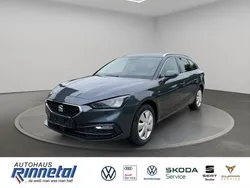 Grau Gebraucht 2022 Seat Leon Style Limousine | 23.480 € (Etwas zu teuer)