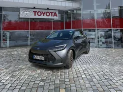 Marlingrau bicolor Gebraucht 2024 Toyota C-HR Team SUV | 27.490 € (Fairer Preis)