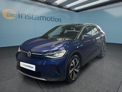 Blau Gebraucht 2023 VW ID.4 Pro SUV | 35.749 € (Etwas zu teuer)