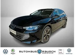 Schwarz Gebraucht 2024 VW Passat Business Kombi | 39.950 €