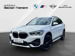 Alpinweiß uni Gebraucht 2021 BMW X1 Sport Line SUV | 24.806 € (Fairer Preis)