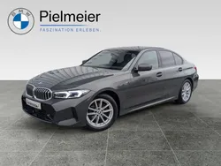 Grau Gebraucht 2024 BMW 320 Performance Limousine | 44.850 € (Etwas zu teuer)