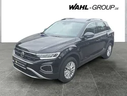 Schwarz Gebraucht 2024 VW T-Roc Life SUV | 27.380 € (Guter Preis)