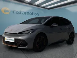 Grau Gebraucht 2022 Cupra Born e-Boost Kleinwagen | 26.699 € (Fairer Preis)