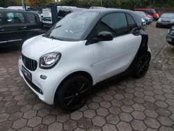 Weiß Gebraucht 2014 Smart ForTwo Coupé Basis Coupé | 6.200 € (Fairer Preis)
