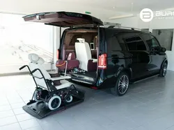 Schwarz Gebraucht 2022 Mercedes V300 Luxury Van / Kleinbus | 196.707 €