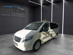 Schwarz Gebraucht 2017 Mercedes Vito Van / Kleinbus | 18.870 €