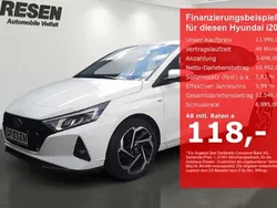 Weiß Gebraucht 2021 Hyundai i20 Trend Limousine | 13.990 € (Fairer Preis)