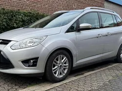 Grau Gebraucht 2014 Ford Grand C-Max Titanium Van / Kleinbus | 4.999 € (Superpreis)