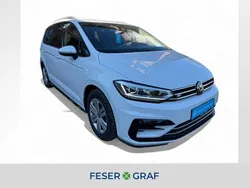 Pure white Gebraucht 2024 VW Touran Move Van / Kleinbus | 32.740 € (Guter Preis)