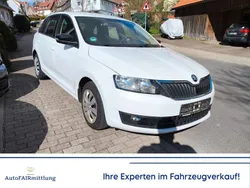 Weiß Gebraucht 2018 Skoda Rapid Limousine | 9.499 € (Guter Preis)