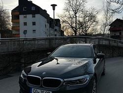 Grau Gebraucht 2020 BMW 520 Kombi | 22.000 € (Teuer)
