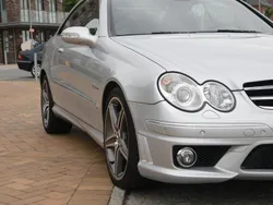 Silber Gebraucht 2007 Mercedes CLK63 AMG AMG Coupé | 35.000 €