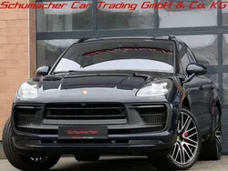 Blau Gebraucht 2021 Porsche Macan SUV | 77.990 €