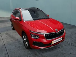 Rot Gebraucht 2024 Skoda Kamiq Selection SUV | 32.750 € (Teuer)