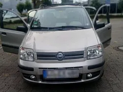 Grün Gebraucht 2004 Fiat Panda Kleinwagen | 2.700 €