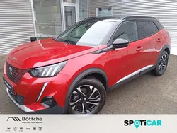 Lackierung elixierrot/typ ver Gebraucht 2021 Peugeot e-2008 GT SUV | 22.678 € (Teuer)