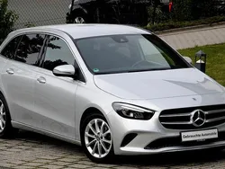 Iridiumsilber Gebraucht 2021 Mercedes B200 Progressive Van / Kleinbus | 22.800 € (Guter Preis)