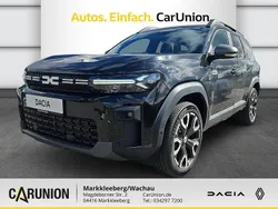 Perlmuttschwarz metallic Gebraucht 2025 Dacia Bigster Journey SUV | 34.117 € (Fairer Preis)